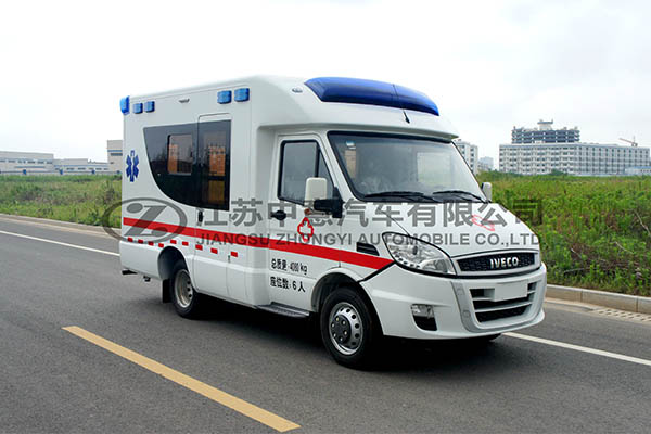 中意SZY5043XJHN依維柯寶迪方艙救護(hù)車