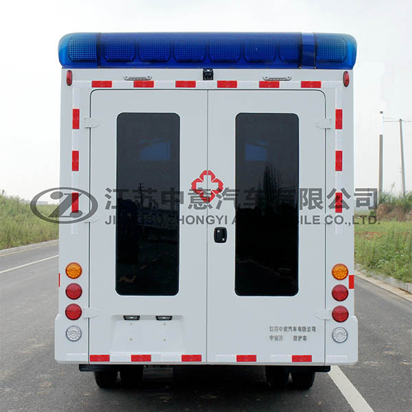 中意SZY5045XJHN依維柯寶迪方艙救護(hù)車
