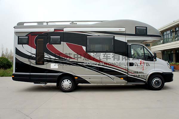 中意SZY5060XLJN依維柯三擴(kuò)展房車