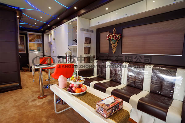 中意SZY5220XLJ紅巖房車