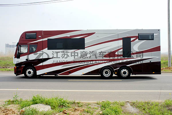 中意SZY5220XLJ紅巖房車