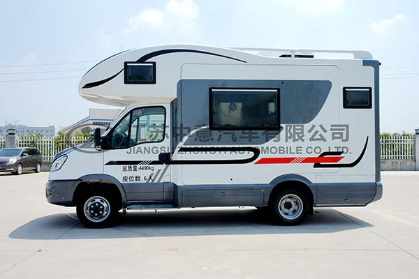 中意SZY5045XLJN2歐勝單拓展自動(dòng)擋依維柯C型房車