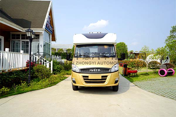 中意SZY5043XLJN5依維柯C型房車