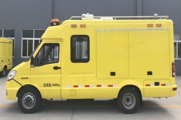 依維柯方艙搶險車