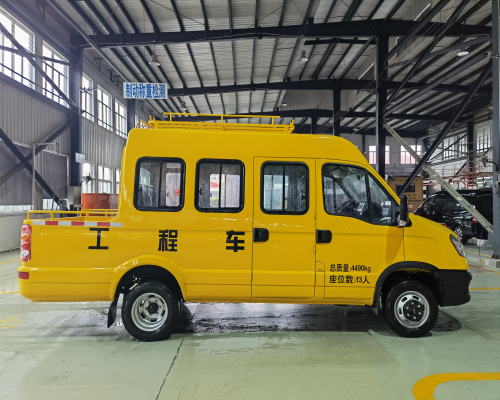 中意歐勝13座工程車