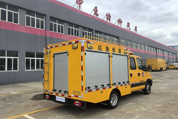 依維柯工程車(chē)