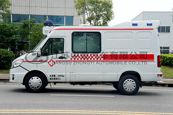 中意SZY5042XJHN5依維柯救護車
