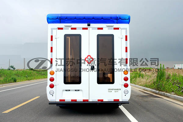 中意SZY5043XJHN依維柯寶迪方艙救護車