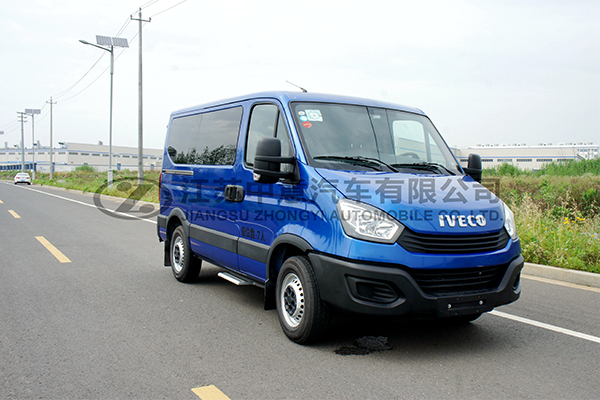 中意SZY5035XSW商務車