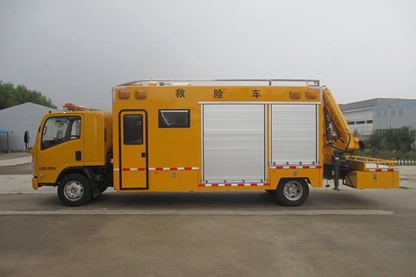 搶險車