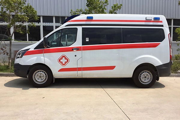 奔馳救護(hù)車